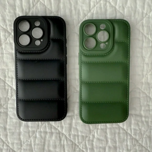 iPhone 16 Pro Black & Green Smartphone Cases - Picture 1 of 4